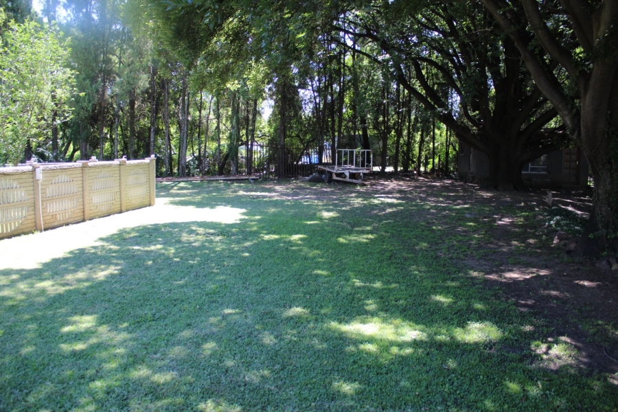 Commercial Property for Sale in Lindequesdrif North West